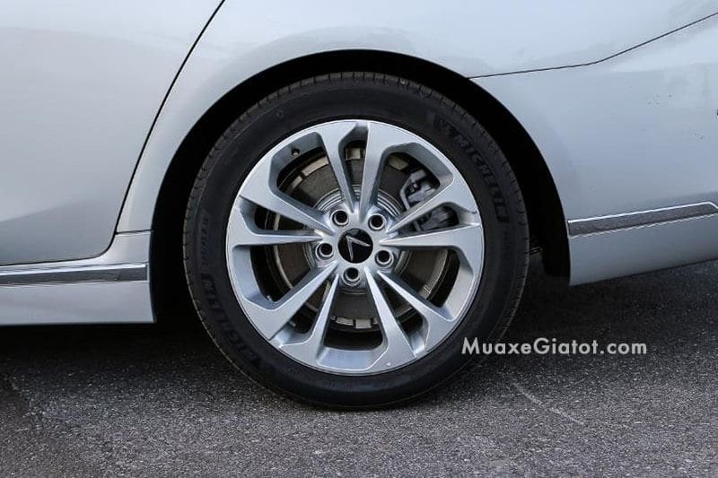 mam xe vinfast lux a20 sedan 2020 ban thuong mai muaxegiatot com - Vinfast Lux A2.0 2023: đánh giá xe, giá bán & hình ảnh