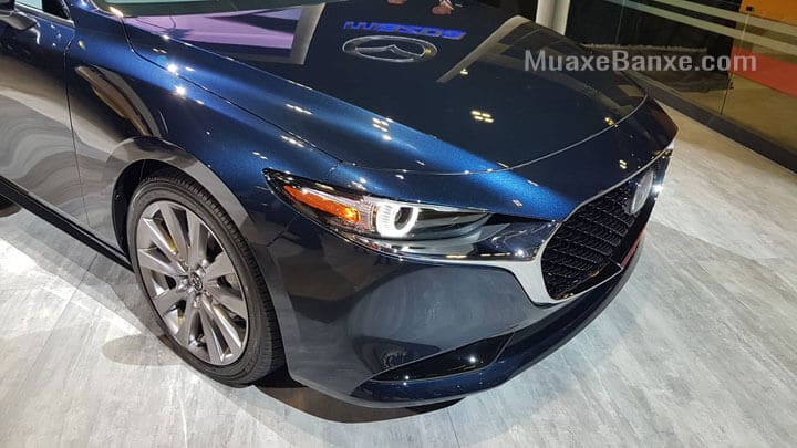den pha xe mazda 3 2020 Xetot com - Chi tiết xe Mazda3 2021 với ngoại hình đẹp mắt, giá cao nhất phân khúc
