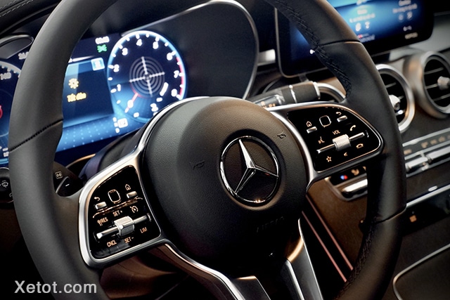 volang xe mercedes glc 300 4matic 2021 ckd xetot com - Đánh giá xe Mercedes GLC 300 4Matic 2022: Cạnh tranh BMW X3, Audi Q5